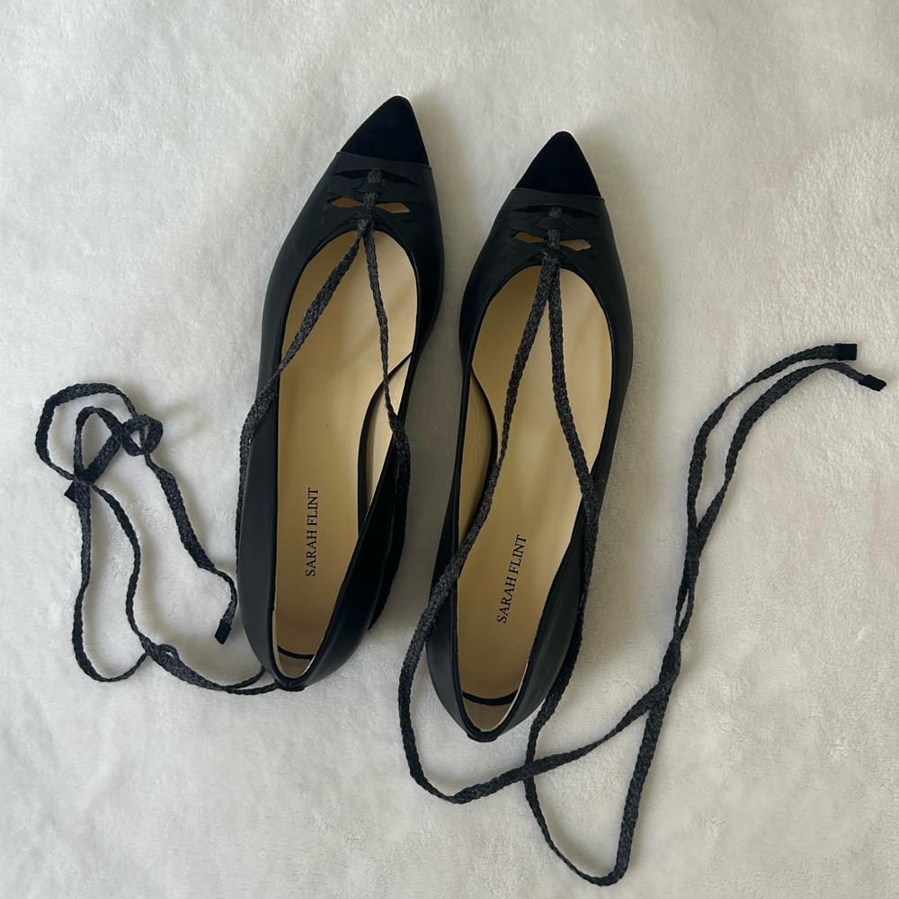 Sarah Flint Black Pointed-Toe Lace-Up Flats